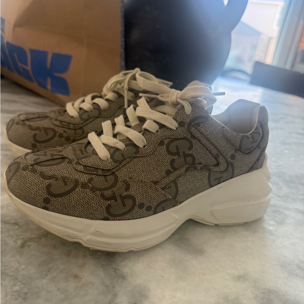 Gucci chunky sneakers
